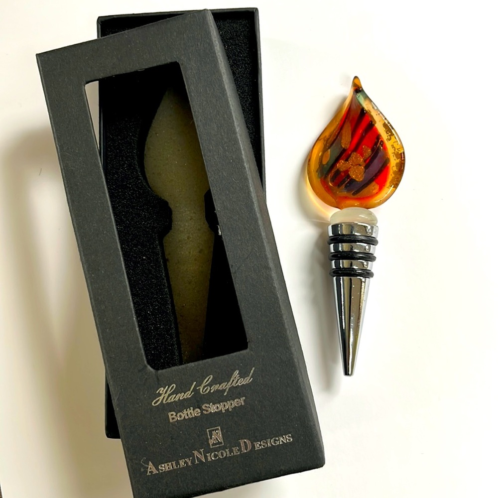 Hand Crafted wine Bottle Stop Handblown Glass